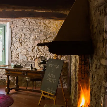 Podere Camaiano فندق مبيت وإفطار روكّاسترادا