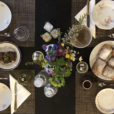 فندق مبيت وإفطار Podere Camaiano 3*